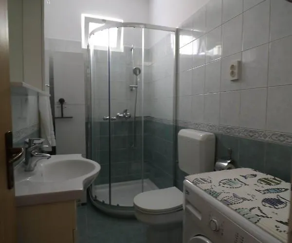 Casa Santo E Albina * Rabac